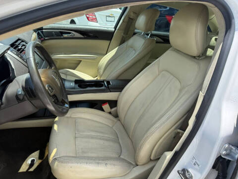 2013 Lincoln MKZ