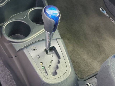 2016 Toyota Prius c Two