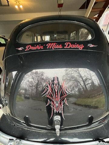 1948 Ford Super Deluxe