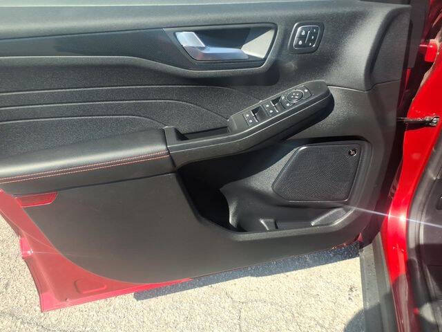 2023 Ford Escape ST-Line Select