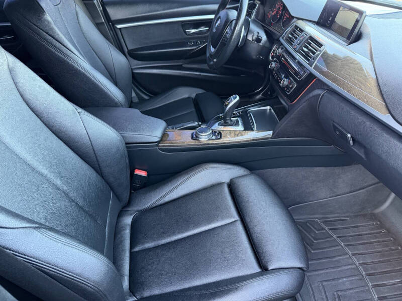 2017 BMW 3 Series 330i