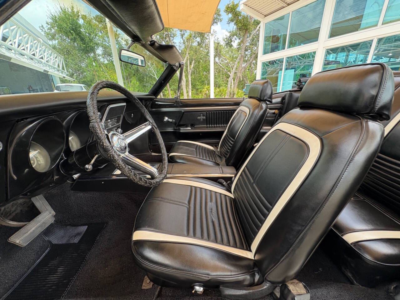 1967 Chevrolet Camaro 24