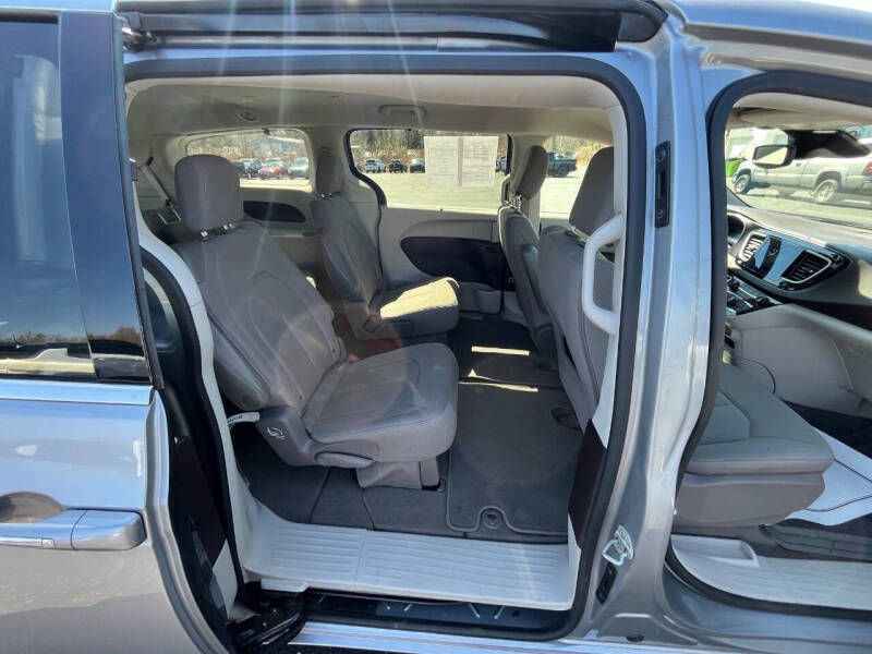 2020 Chrysler Pacifica Touring