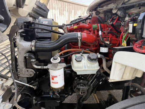 2017 Freightliner M2 106