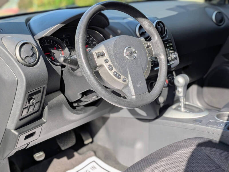 2013 Nissan Rogue SV