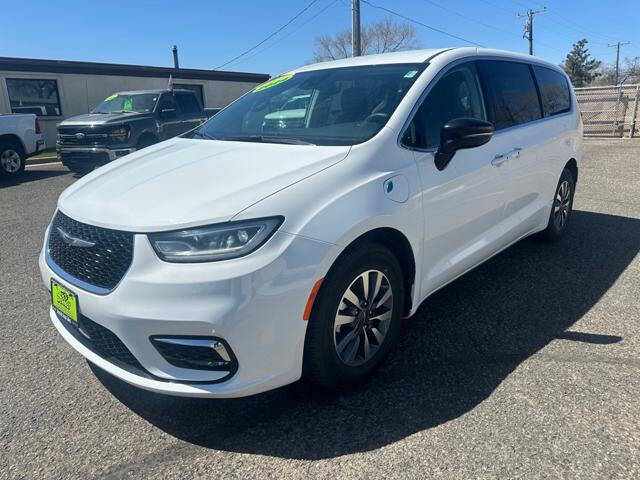 2024 Chrysler Pacifica Plug-In Hybrid