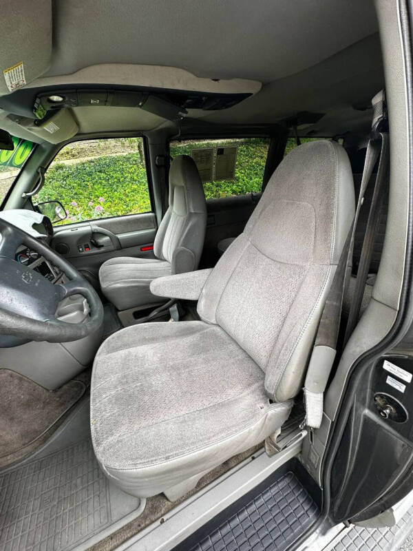 2000 Chevrolet Astro