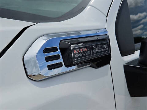 2025 GMC Sierra 2500HD Pro