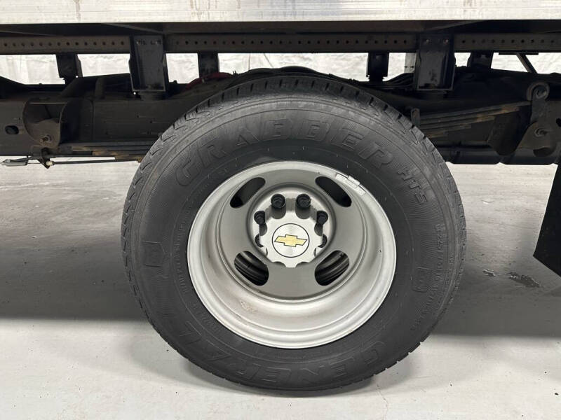 2022 Chevrolet Express 3500