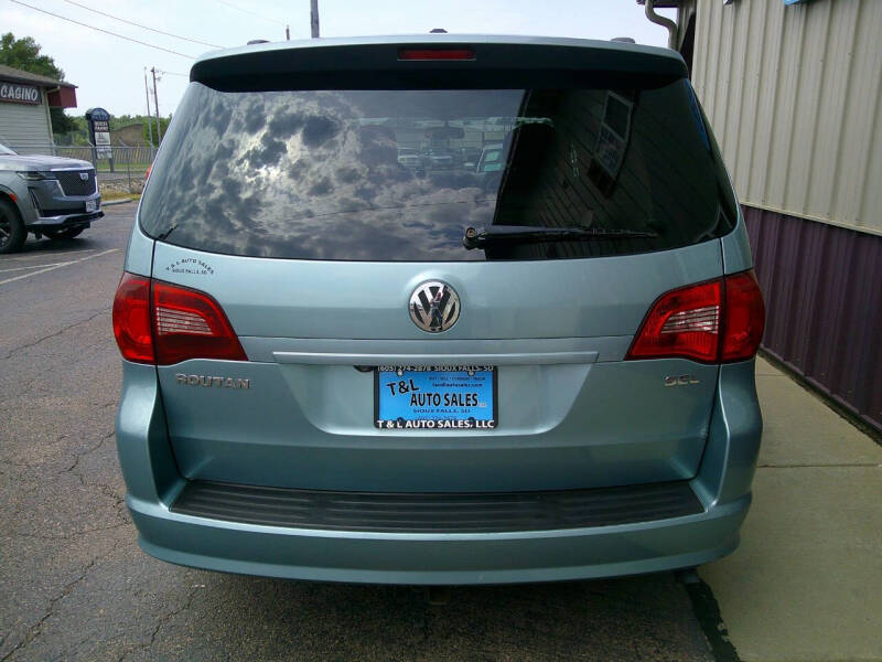 2009 Volkswagen Routan SEL