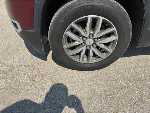 2017 GMC Acadia SLE-2