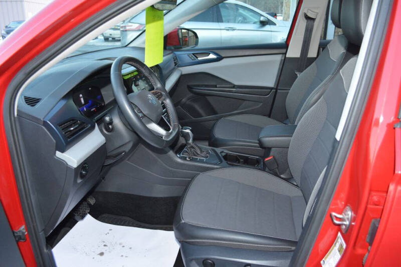 2023 Volkswagen Taos SE