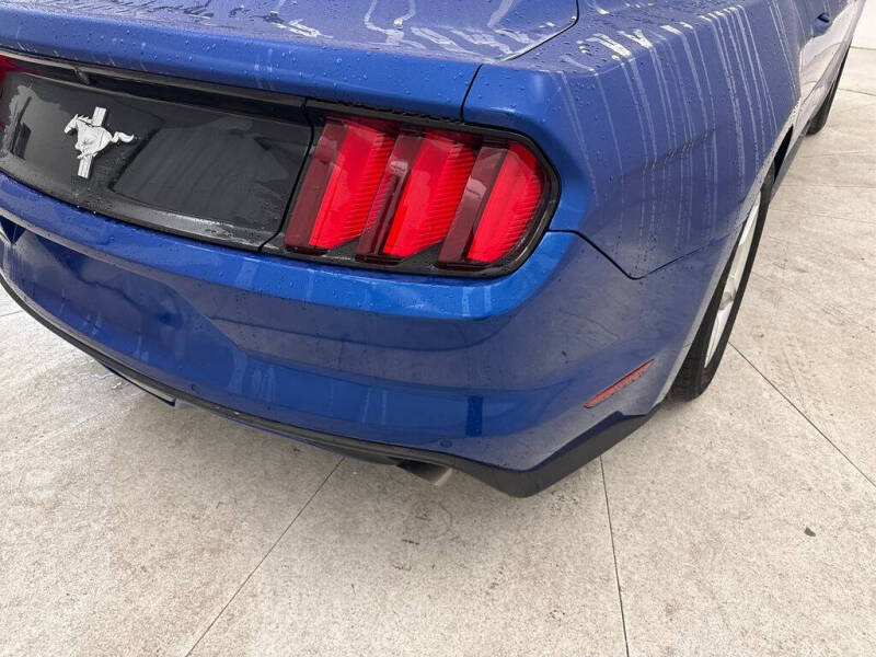 2017 Ford Mustang V6