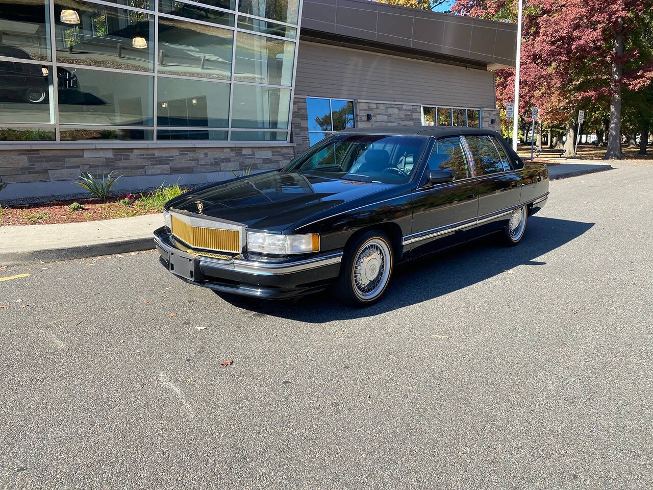 1996 Cadillac DeVille for sale at Vintage Motors USA in Roselle, NJ