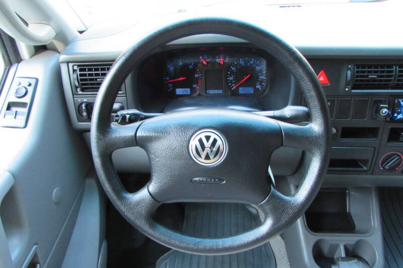 2001 Winnebago Rialta