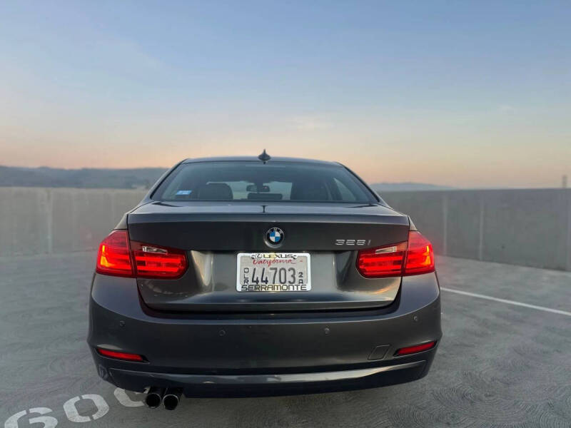 2013 BMW 3 Series 328i