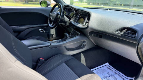 2020 Dodge Challenger SXT
