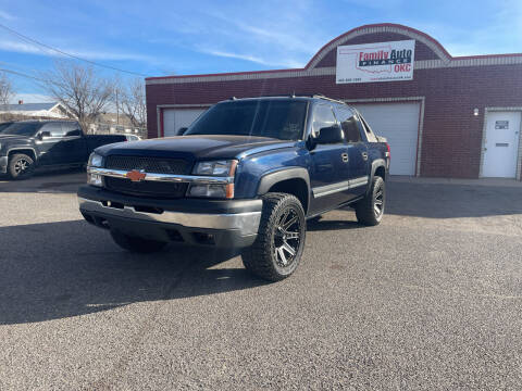 2004 Chevrolet Avalanche for sale at Family Auto Finance OKC LLC in Oklahoma City OK