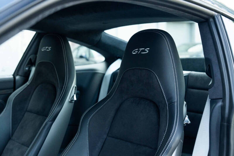 2017 Porsche 911 Carrera GTS