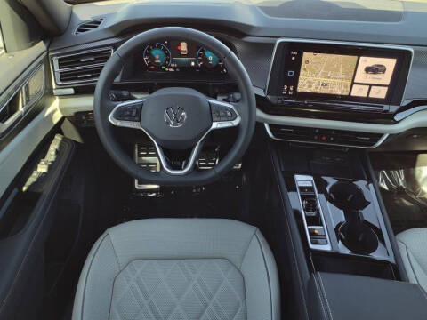 2025 Volkswagen Atlas Cross Sport SEL Premium R-Line 4Motion