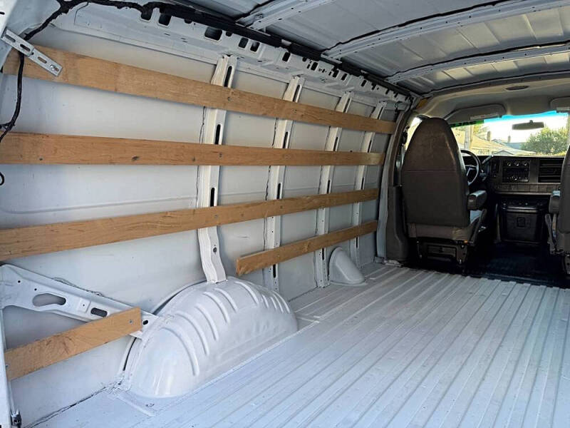 2014 GMC Savana 2500