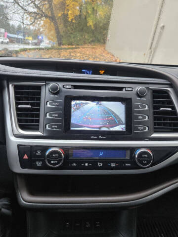 2014 Toyota Highlander LE Plus