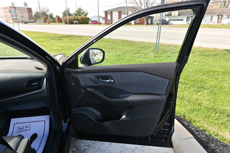 2023 Nissan Rogue SV