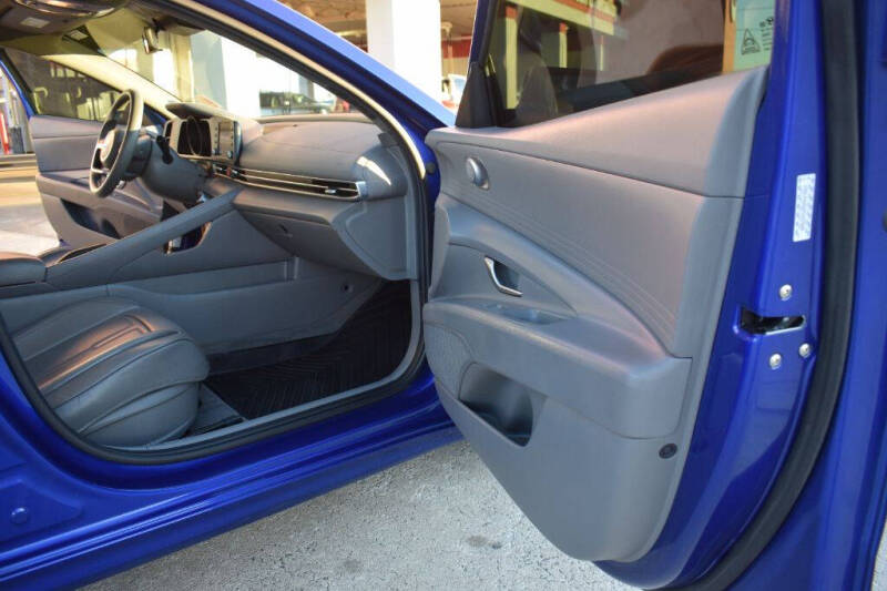 2023 Hyundai Elantra