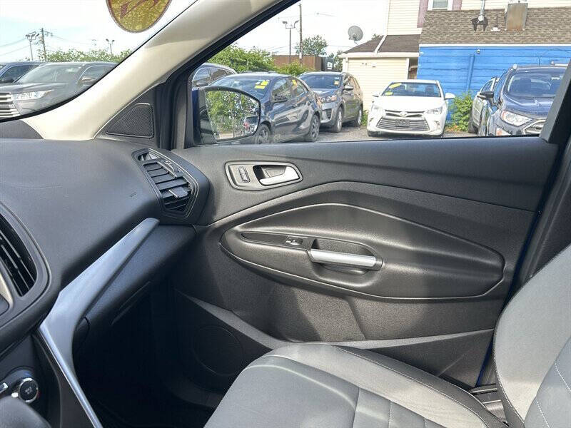 2016 Ford Escape SE
