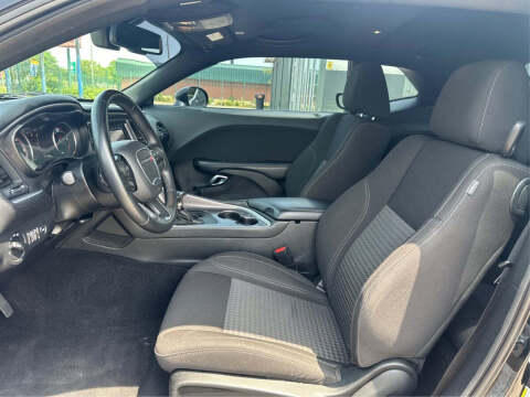 2020 Dodge Challenger SXT