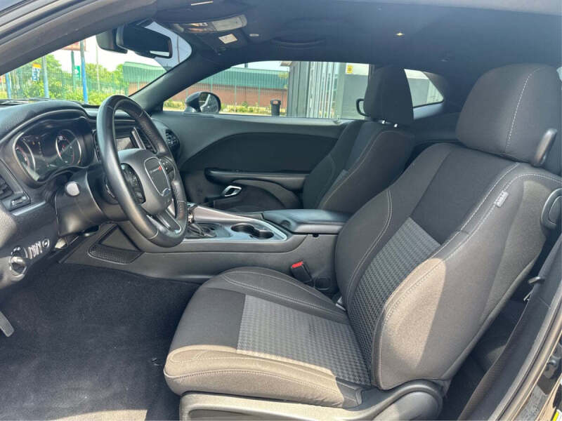 2020 Dodge Challenger SXT