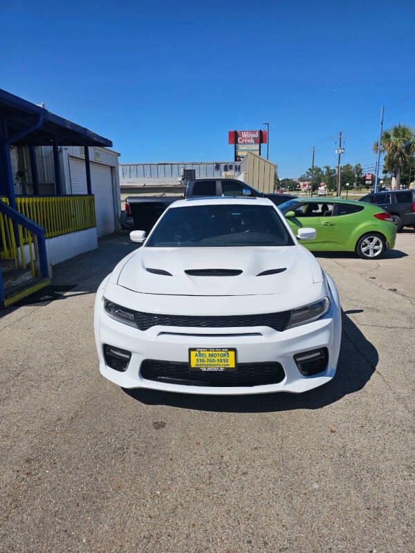 2018 Dodge Charger null photo 3