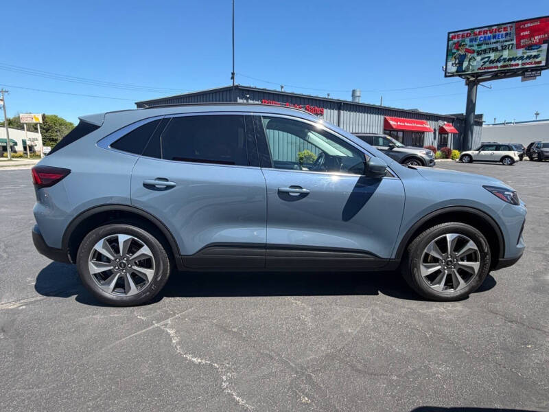 2024 Ford Escape Platinum