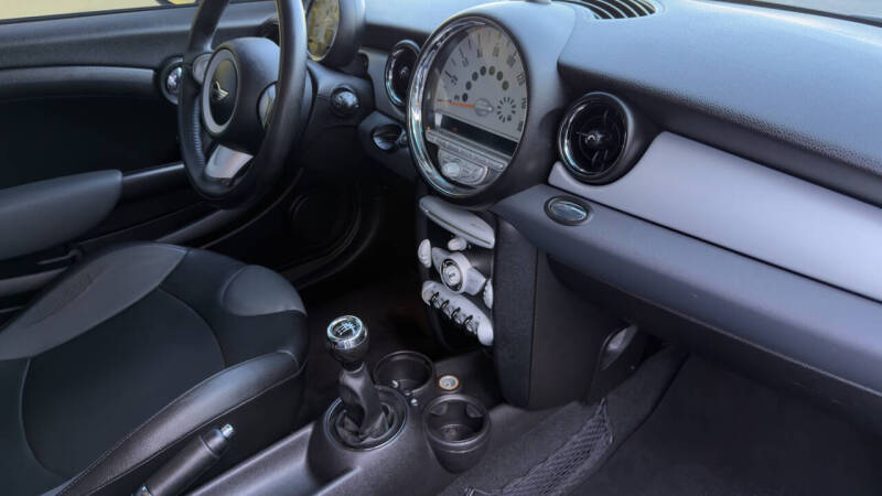 2009 MINI Cooper