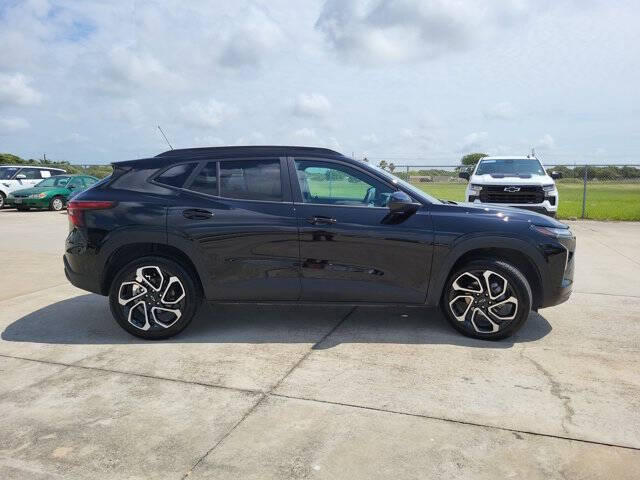 2025 Chevrolet Trax RS