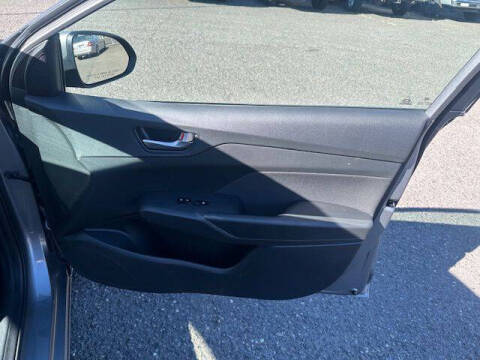 2022 Hyundai Accent SE