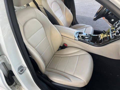 2015 Mercedes-Benz C-Class C 300