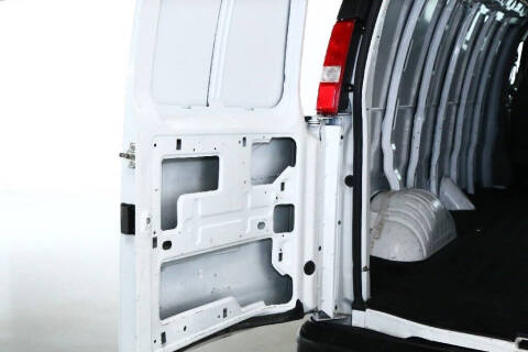 2023 Chevrolet Express 2500