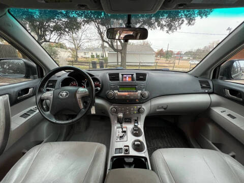 2010 Toyota Highlander SE