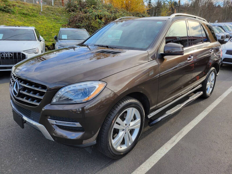 2013 Mercedes-Benz M-Class ML350 photo 3