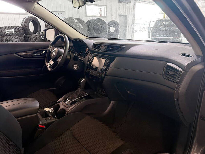 2018 Nissan Rogue S