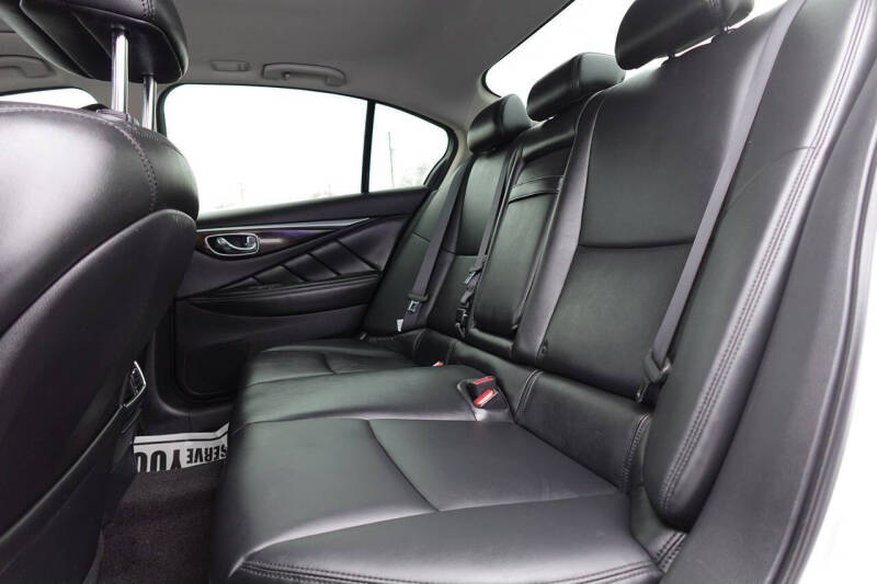 2018 Infiniti Q50 3.0T Luxe