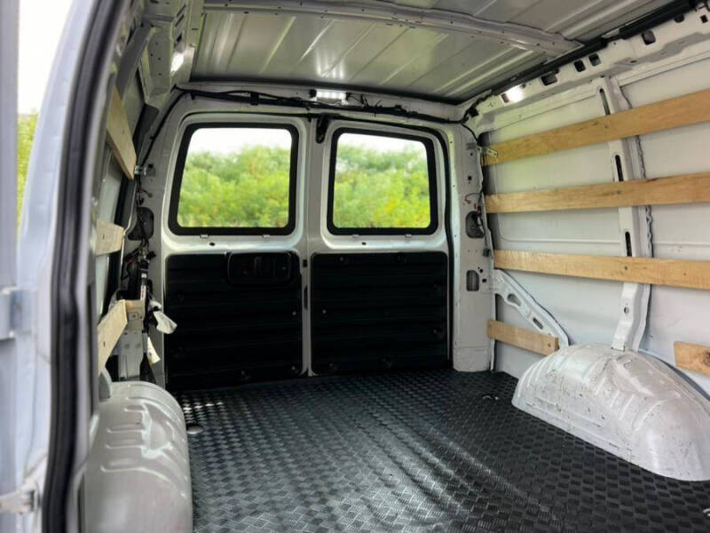 2019 GMC Savana 2500