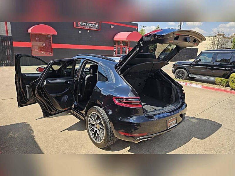 2016 Porsche Macan Turbo