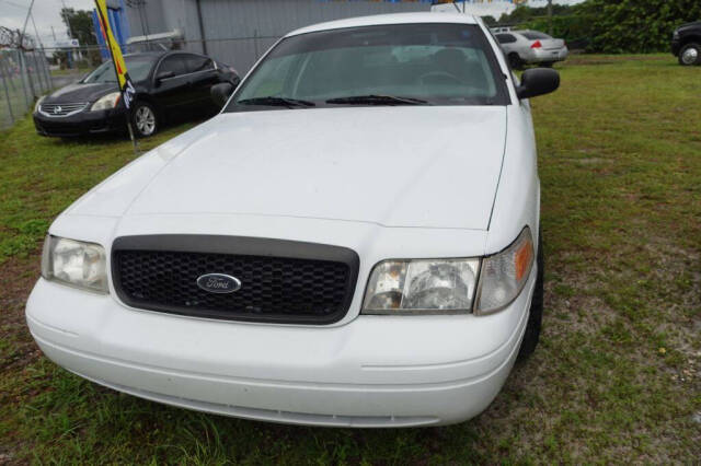 2008 Ford Crown Victoria for sale at Warren's Auto Sales, Inc. in Lakeland, FL