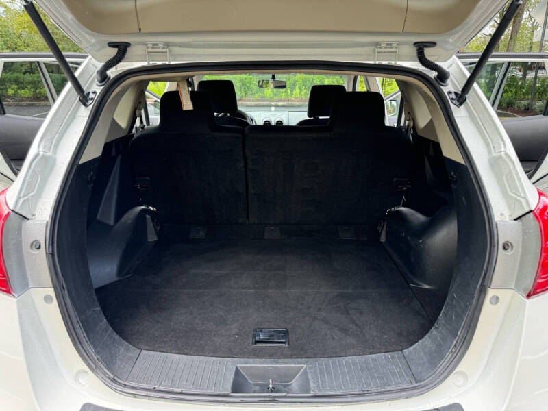 2012 Nissan Rogue SV w/SL Package