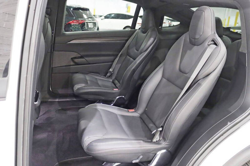 2022 Tesla Model X Plaid