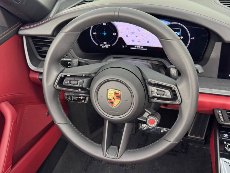 2025 Porsche 911 Carrera