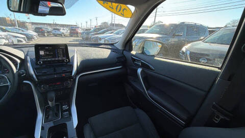 2024 Mitsubishi Eclipse Cross SE