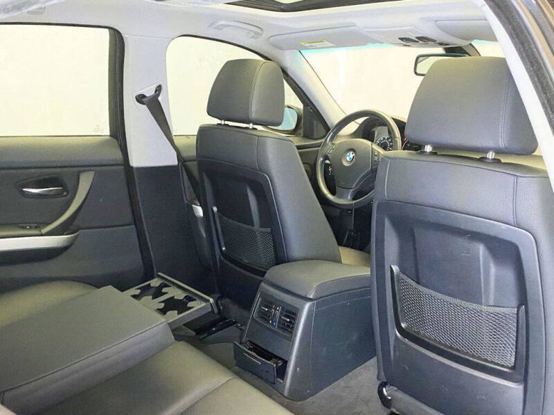 2006 BMW 3 Series 325xi